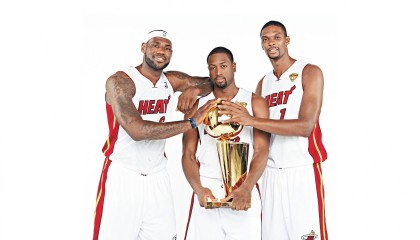 开云竞猜官网-库里：用“天外飞仙”的三分，改写联盟历史！，库里新外号