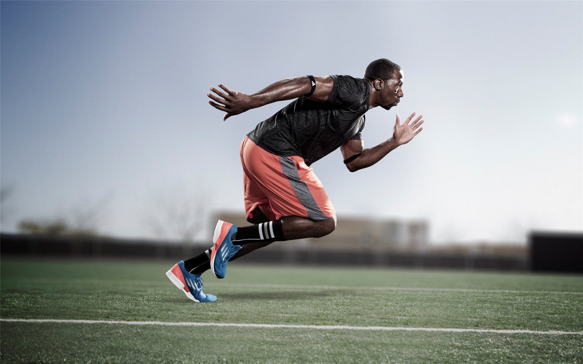 博尔特复出疑云四起,本人亲自回应:没计划参赛,博尔特现况