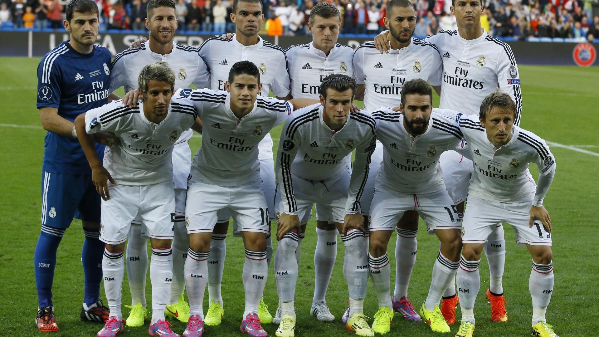 德甲赛场新战术出现,球队战术多样化,德甲新赛季